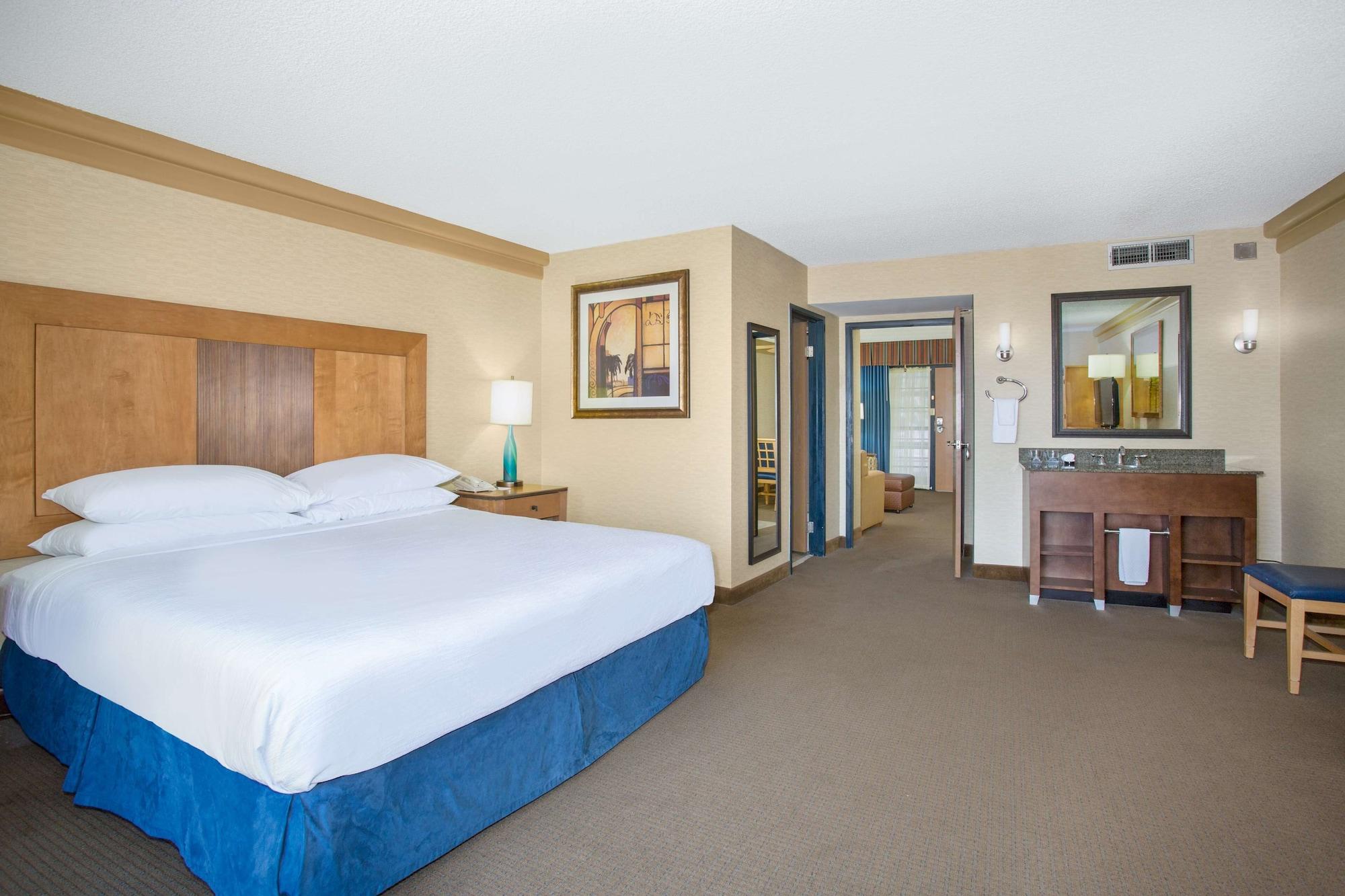 Embassy Suites By Hilton Phoenix Biltmore Esterno foto