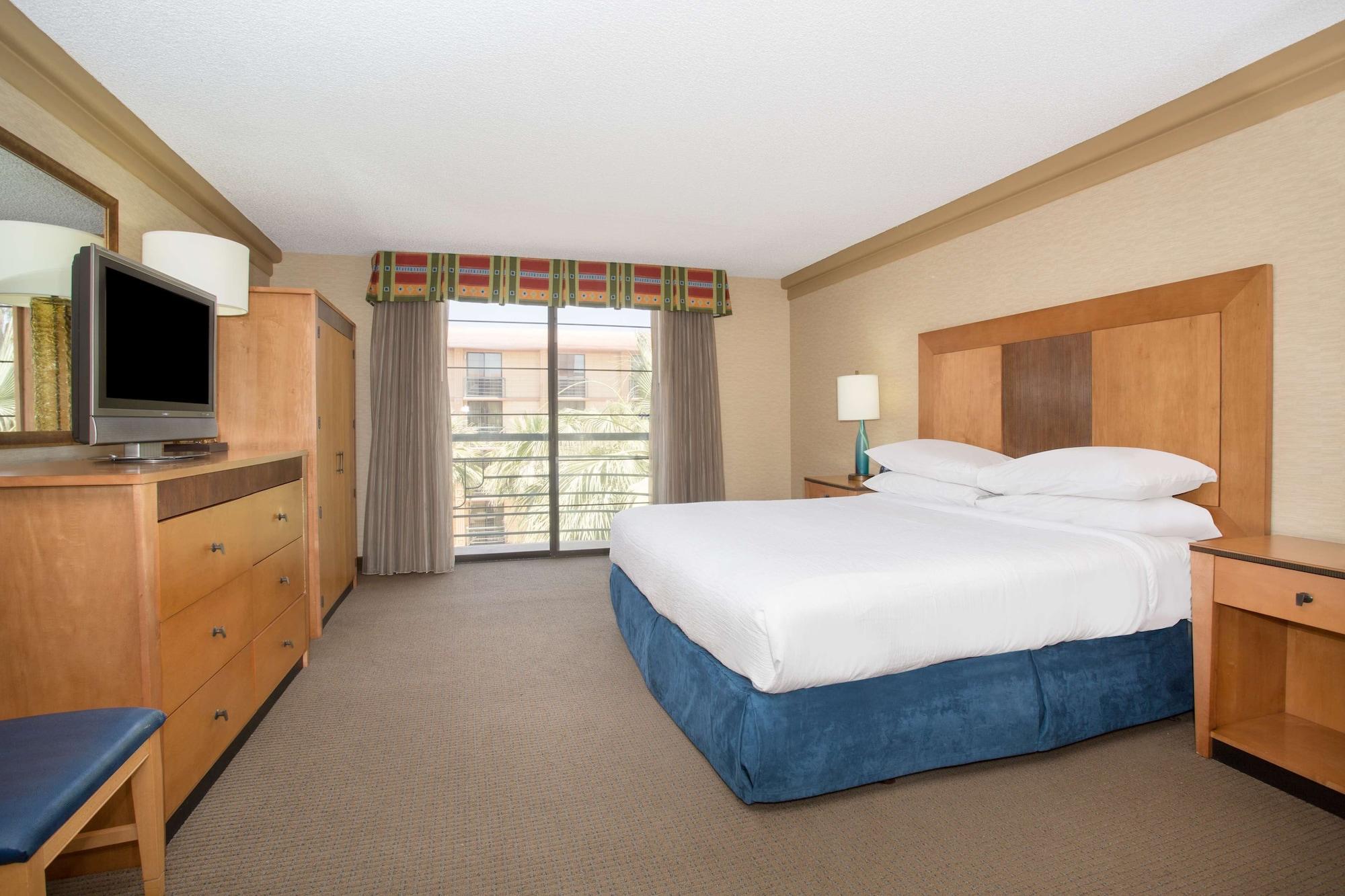 Embassy Suites By Hilton Phoenix Biltmore Esterno foto