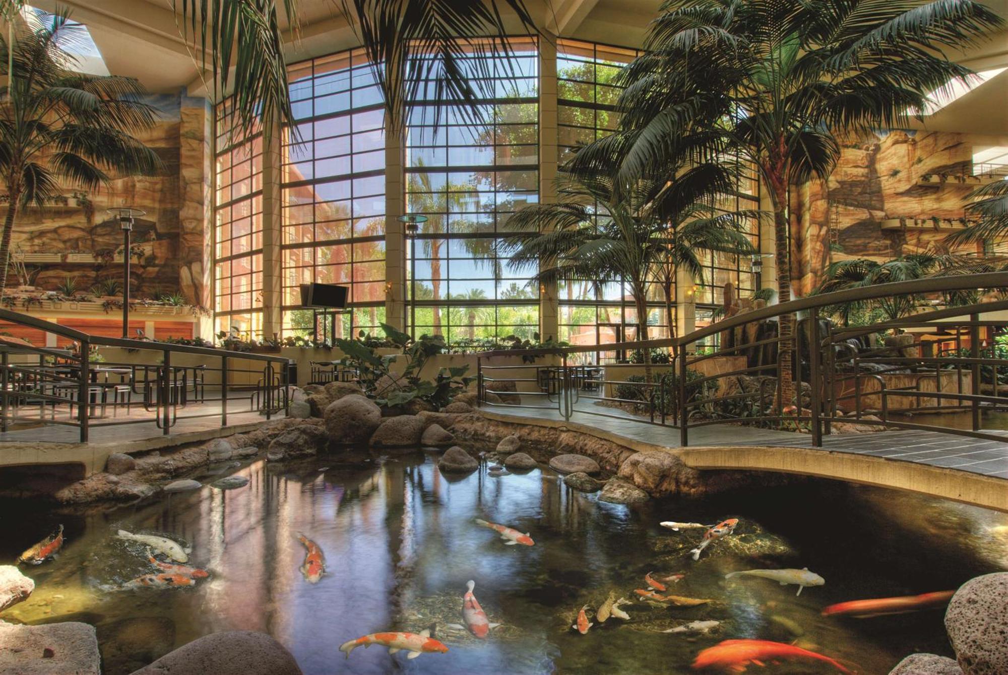 Embassy Suites By Hilton Phoenix Biltmore Esterno foto