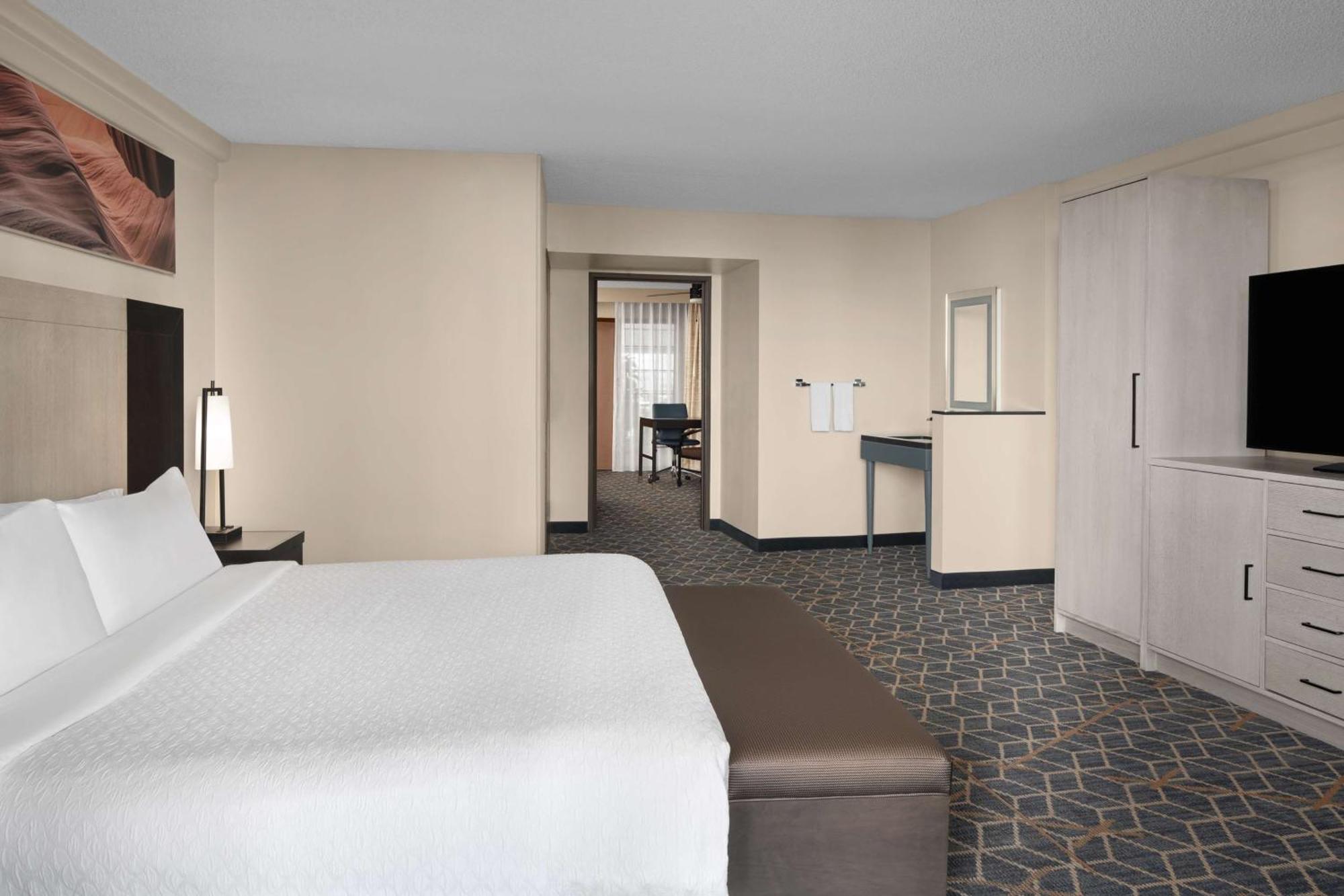 Embassy Suites By Hilton Phoenix Biltmore Esterno foto