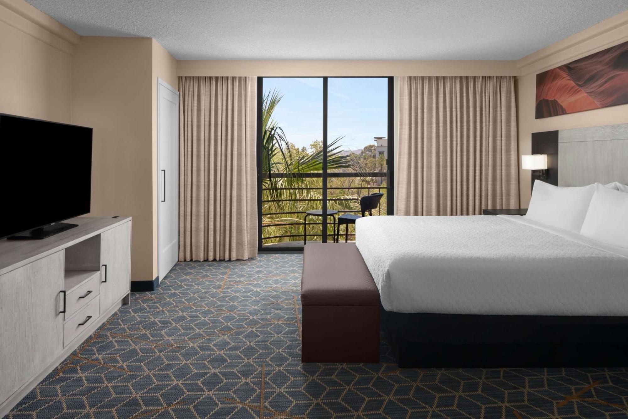 Embassy Suites By Hilton Phoenix Biltmore Esterno foto