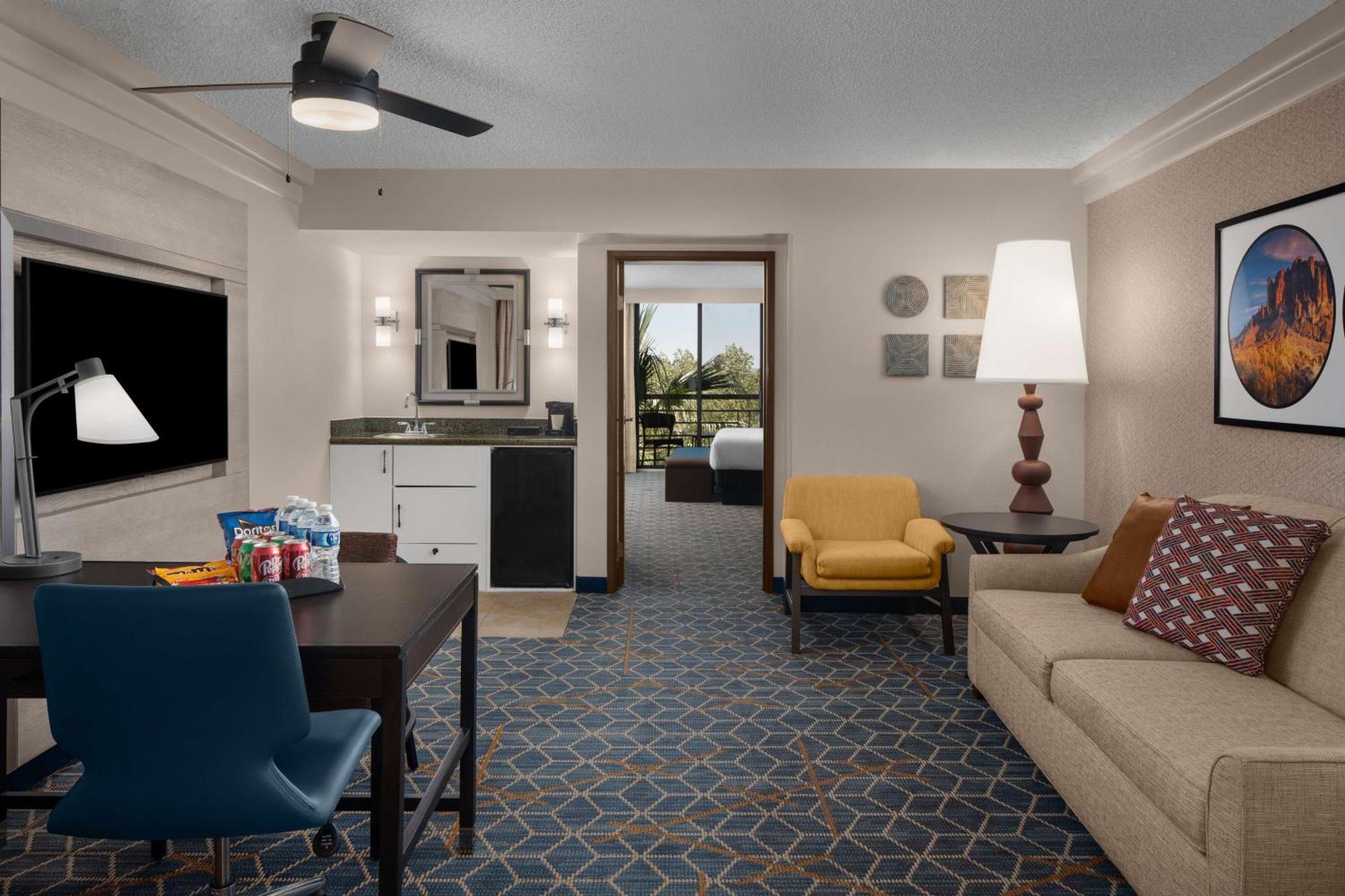 Embassy Suites By Hilton Phoenix Biltmore Esterno foto